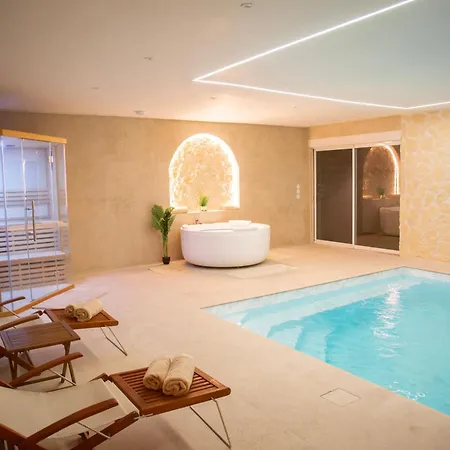 Bonica Spa, Exceptionnel, Piscine Interieure, Spa, Sauna Et Parking Prive Prázdninový dům *