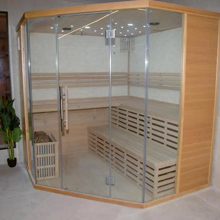 Bonica Spa, Exceptionnel, Piscine Interieure, Spa, Sauna Et Parking Prive