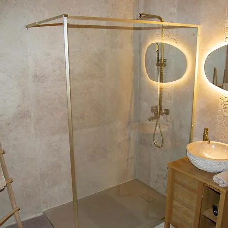 Bonica Spa, Exceptionnel, Piscine Interieure, Spa, Sauna Et Parking Prive Prázdninový dům *